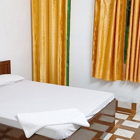 Bagdogra Home Stay - Near Airport Luaran gambar